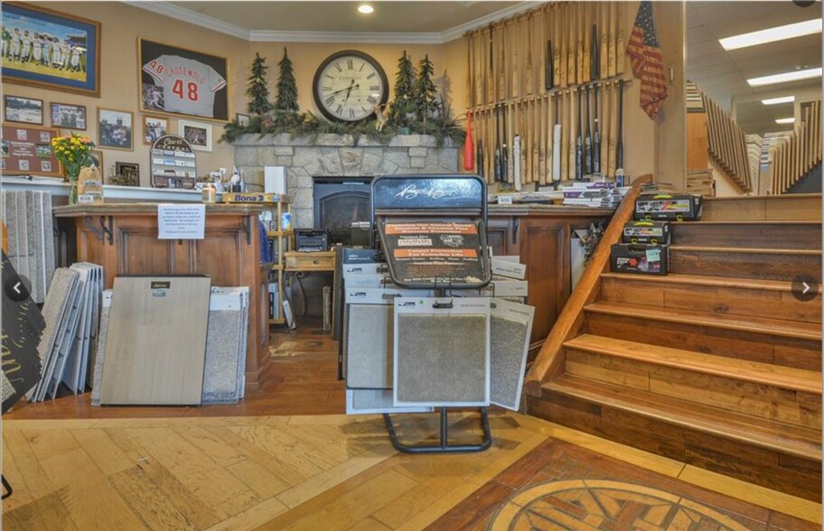 More Photos Of 25266 Highway 18, Crestline Service Station For Sale