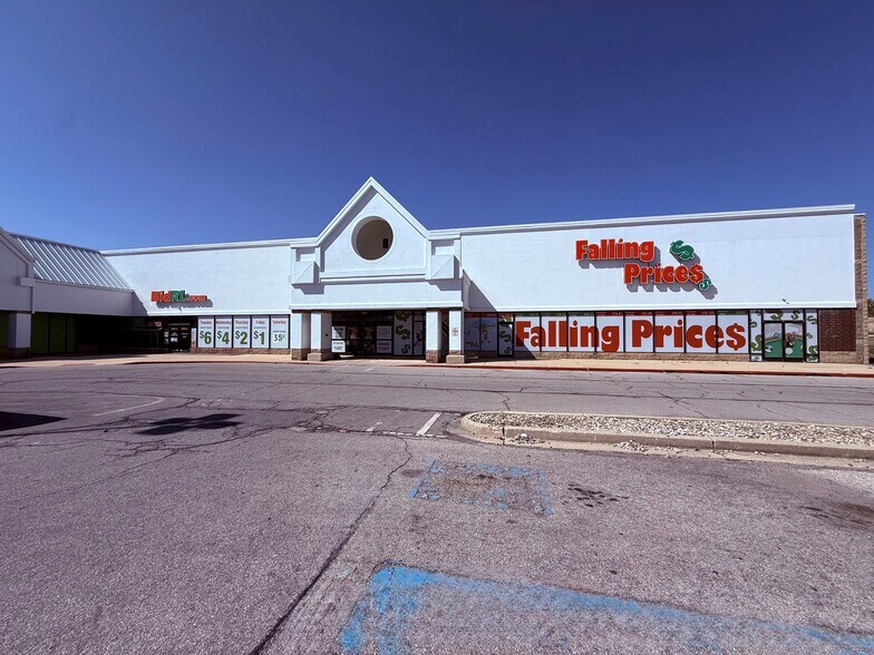 Primary Photo Of 5327 Coldwater Rd, Fort Wayne Storefront For Lease