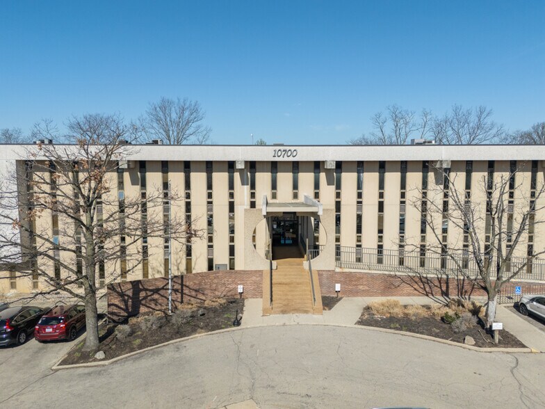 More Photos Of 10700 Montgomery Rd, Montgomery Medical For Lease