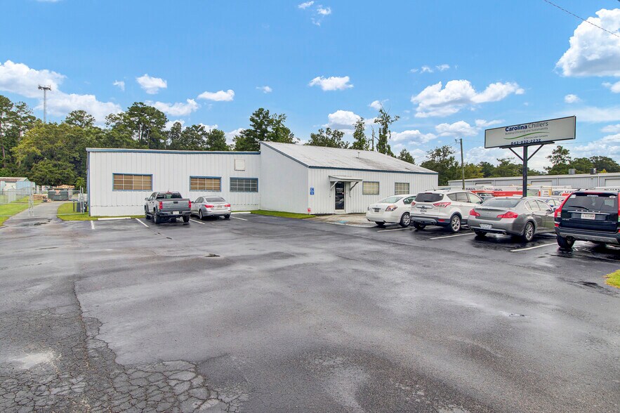 More Photos Of 3806-3816 Ladson Rd, Ladson Flex For Lease