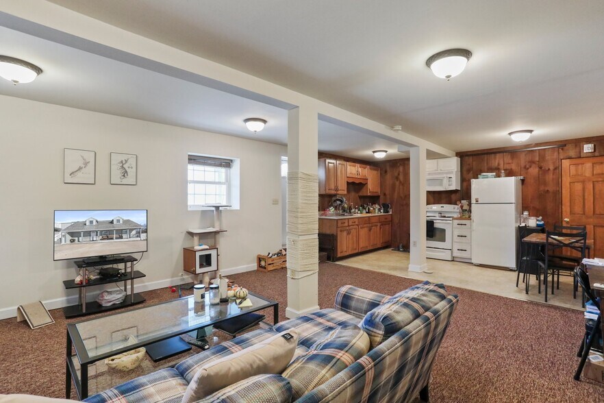 More Photos Of 14111-14113 Pennsylvania Ave, Hagerstown Freestanding For Sale