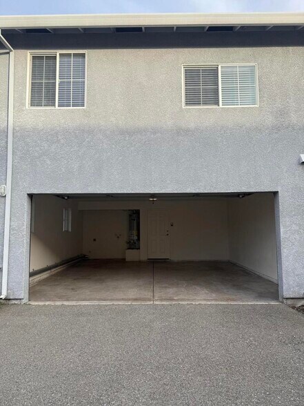 More Photos Of 1281 Heavenly Oak Ln, Redding Multifamily For Sale