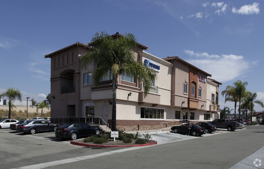 More Photos Of 670-696 W San Marcos Blvd, San Marcos Unknown For Lease