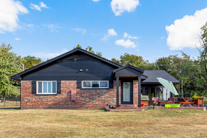 More Photos Of 17220 E Admiral Pl, Tulsa Land For Sale