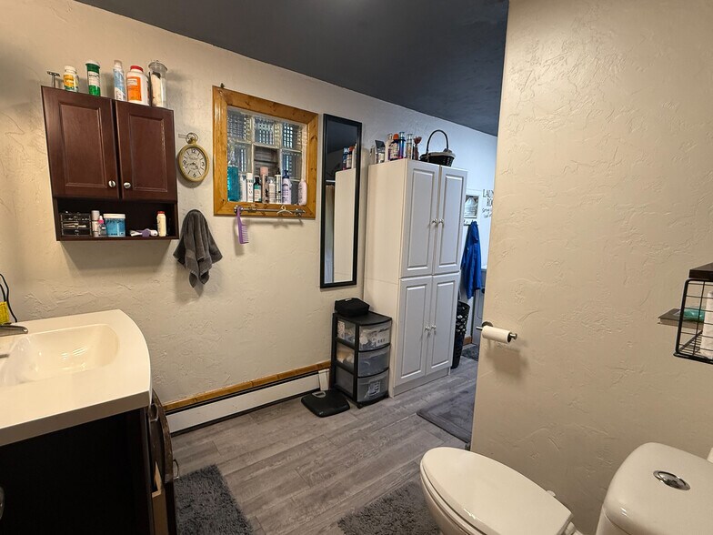 More Photos Of 365 Worth st, Center General Retail For Sale