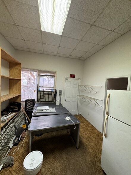 More Photos Of 178-22 Jamaica Ave, Jamaica Storefront Retail Residential For Lease