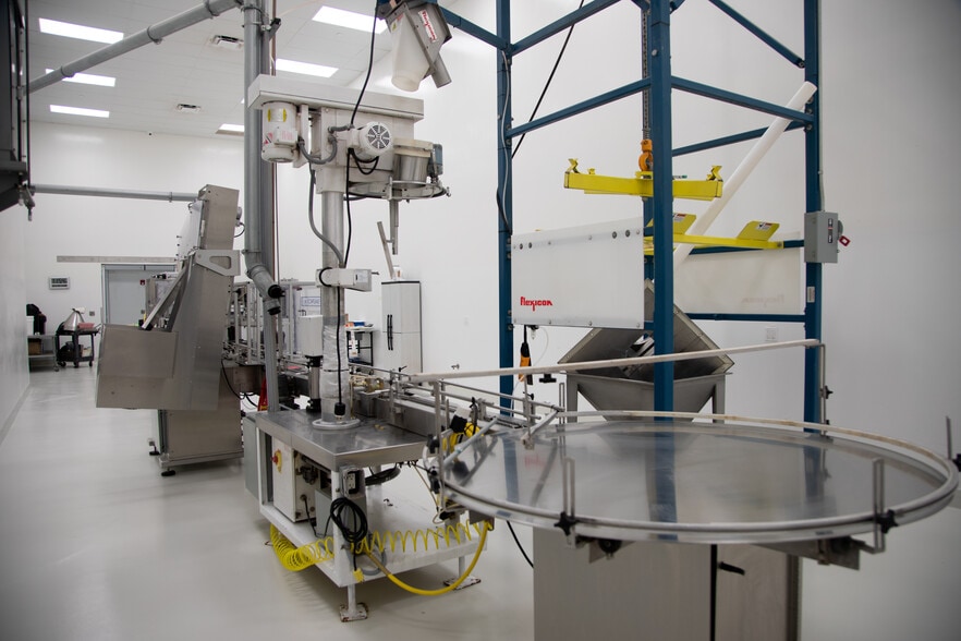 More Photos Of 10151 NW 67th St, Tamarac Distribution For Sale