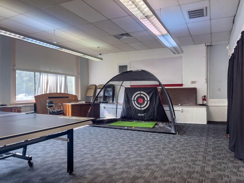 More Photos Of 4800 Urbana Rd, Springfield Office For Lease