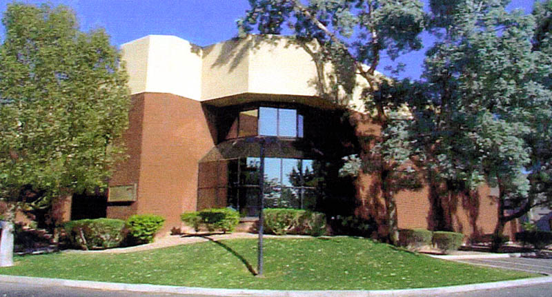 More Photos Of 135 E Chilton Dr, Chandler Showroom For Sale