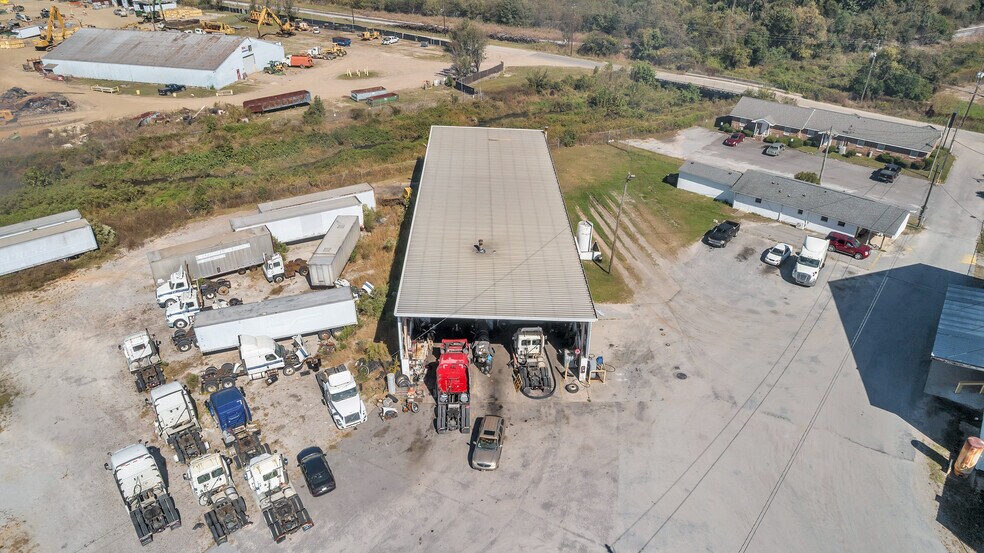 More Photos Of 940 Molly Pond Rd, Augusta Office For Lease