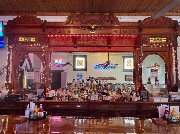 More Photos Of 113 E Washington St, New Madison Bar For Sale