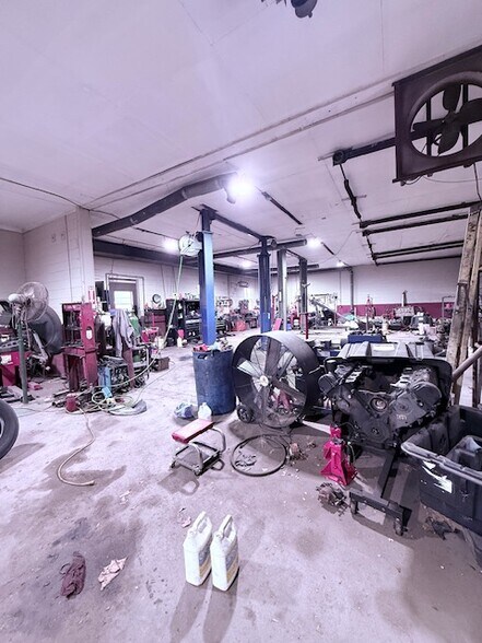 More Photos Of 555 W Jonesville Rd, Bowdon Warehouse For Sale