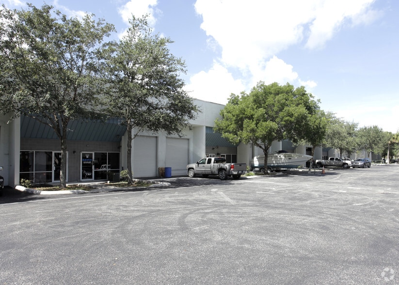 More Photos Of 5030 NW 109th Ave, Sunrise Manufacturing For Lease