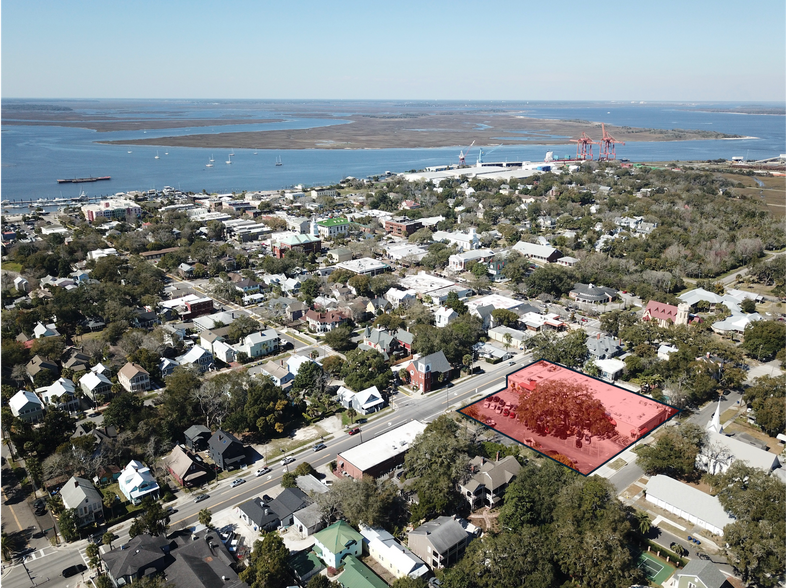 More Photos Of 22 S 8th St, Fernandina Beach Freestanding For Sale
