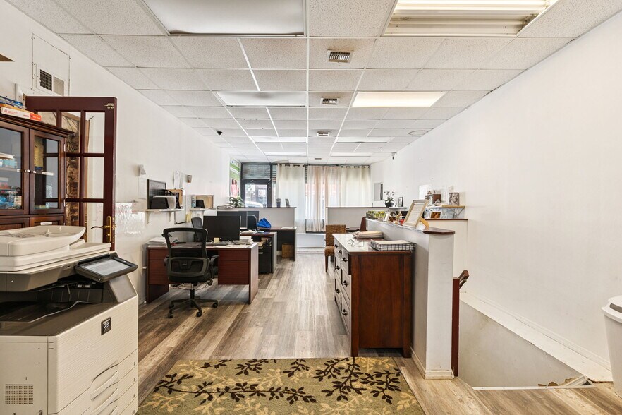 More Photos Of , Staten Island Unknown For Sale