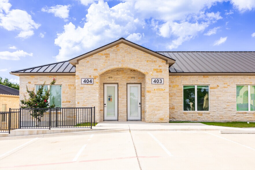 More Photos Of 3000 Polar Ln, Cedar Park Office For Lease