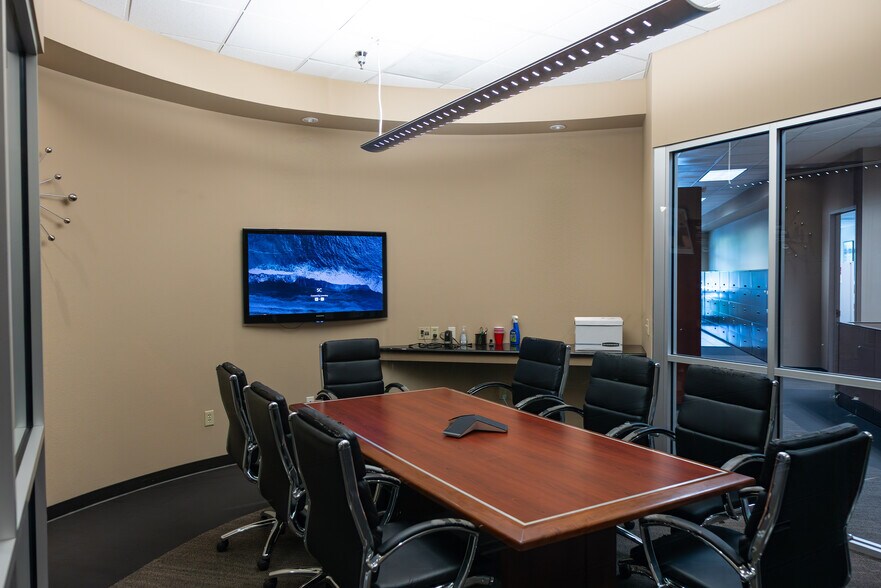 More Photos Of 7330 N Palm Ave, Fresno Office For Lease