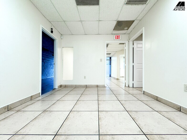 More Photos Of 5745-5759 NW 151st St, Miami Lakes Light Distribution For Lease