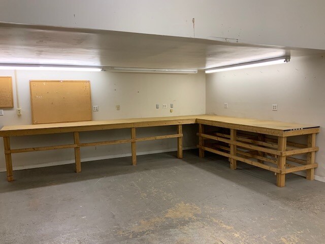 More Photos Of 325 Robinson Ln, Wilmington Manufacturing For Lease