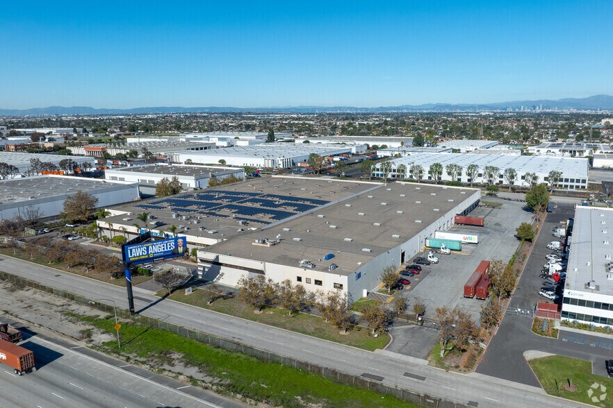 More Photos Of 399 W Artesia Blvd, Compton Warehouse For Lease