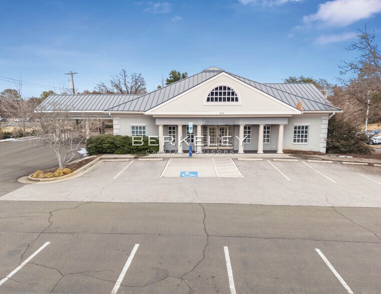 More Photos Of 832 Main St, Graham Bank For Sale