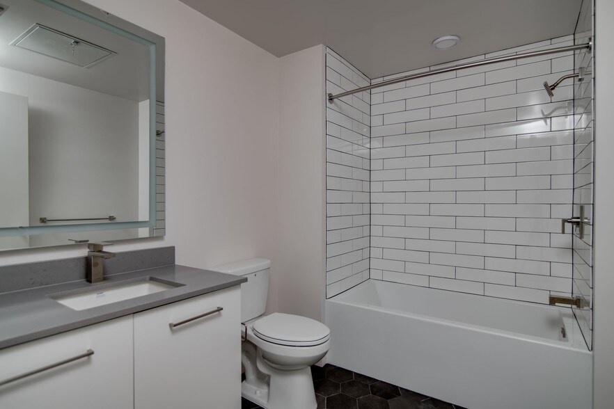 More Photos Of 1640 Broadway, Oakland Apartments For Lease