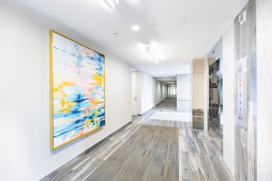 More Photos Of 2601 Cambridge Ct, Auburn Hills Office For Lease