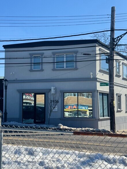 Primary Photo Of 3936 Amboy Rd, Staten Island Medical For Sale