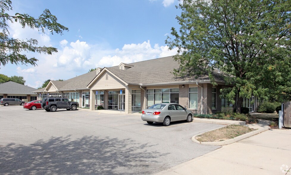 More Photos Of 3712-3718 Ridge Mill Dr, Hilliard Medical For Lease