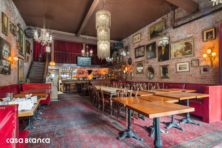 More Photos Of 41 Mercer St, New York Restaurant For Sale