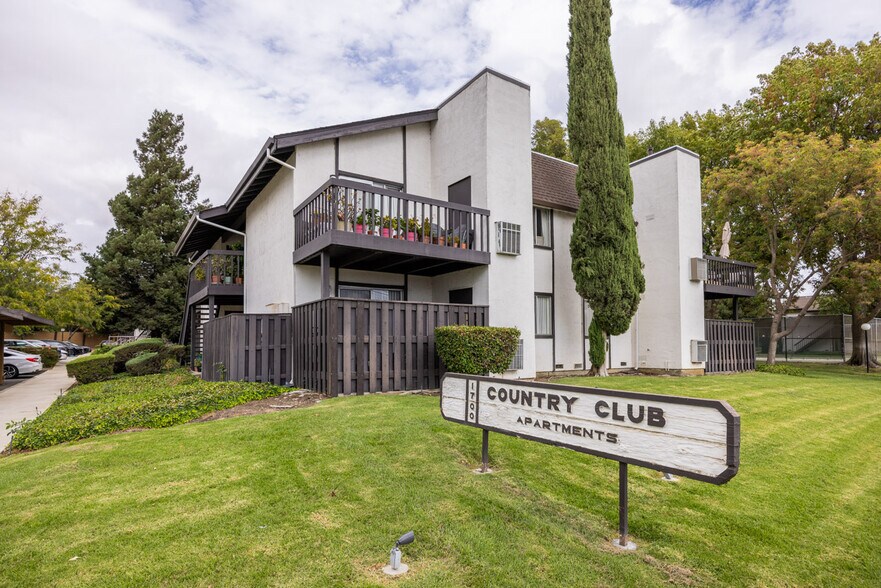 More Photos Of 1700 E Tabor Ave, Fairfield Apartments For Sale