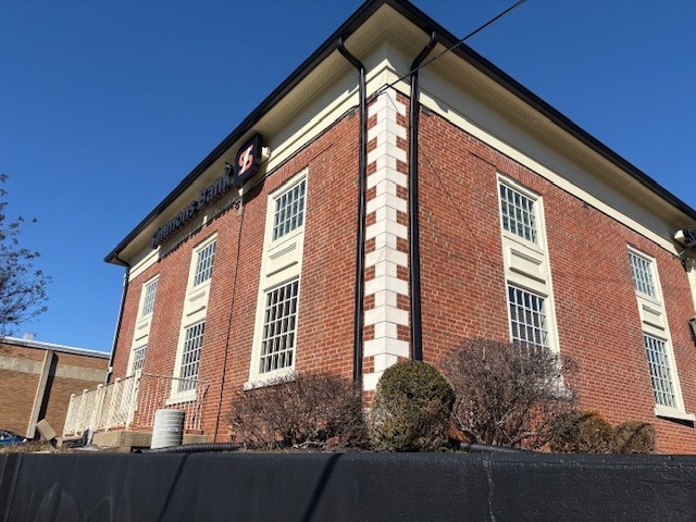 More Photos Of 2 Park St, Athens Office For Sale