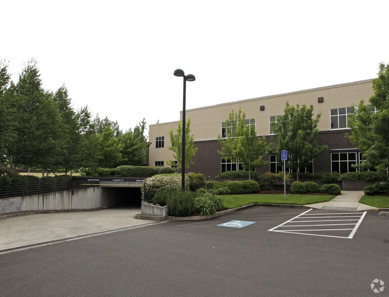 More Photos Of 2650 Suzanne Way, Eugene Medical For Lease