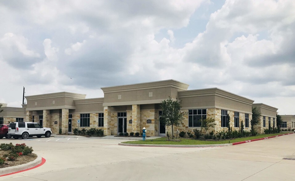 More Photos Of 1526 Katy Gap Rd, Katy Office For Sale