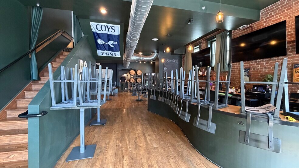 More Photos Of 35 Belvidere St, Nazareth Storefront Retail Residential For Sale