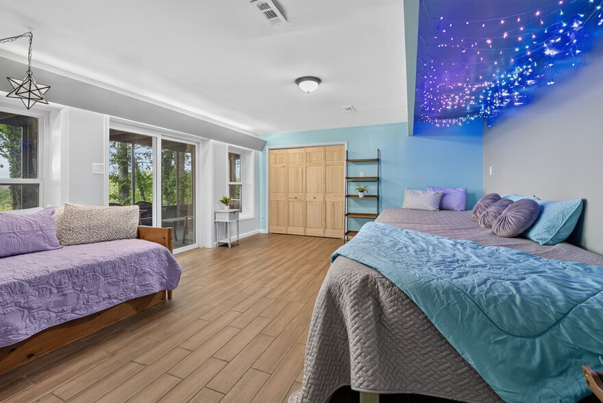 More Photos Of 112 Honolulu Ct, Hot Springs Specialty For Sale