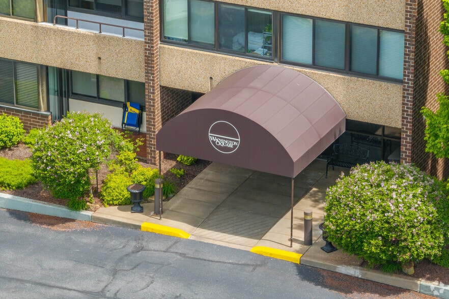 More Photos Of 750 Washington Rd, Mt Lebanon Apartments For Lease