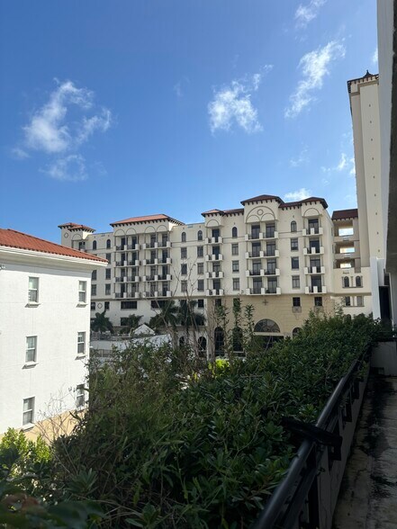 More Photos Of 1701 Ponce De Leon Blvd, Coral Gables Office For Lease