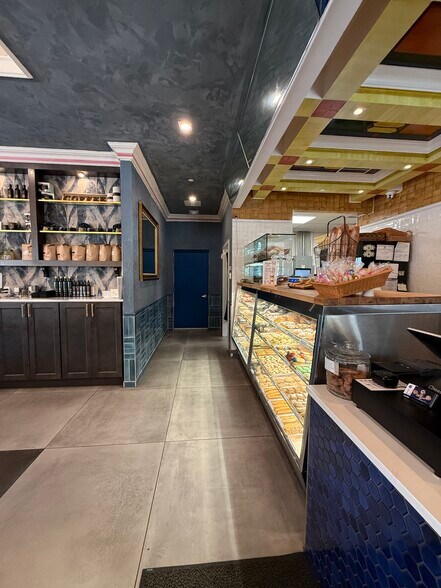 More Photos Of 116 Chestnut St, Red Bank Office For Lease