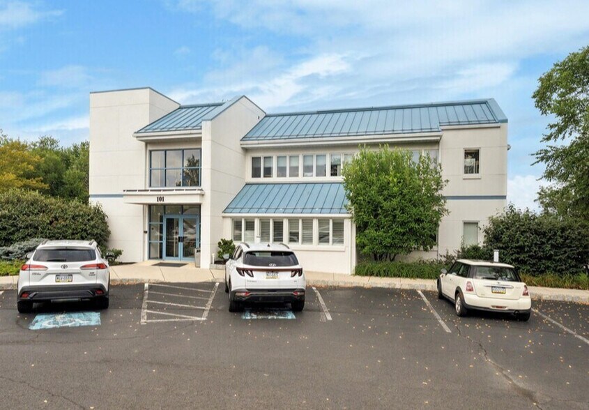 Primary Photo Of 101 Progress Dr, Doylestown Medical For Lease