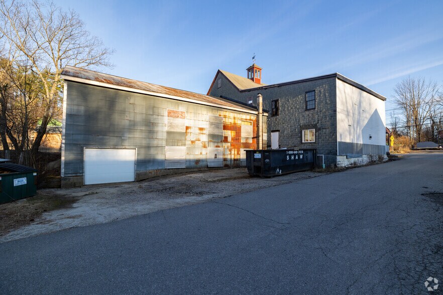 More Photos Of 8 Dunster Ave, Greenville Storefront Retail Residential For Sale