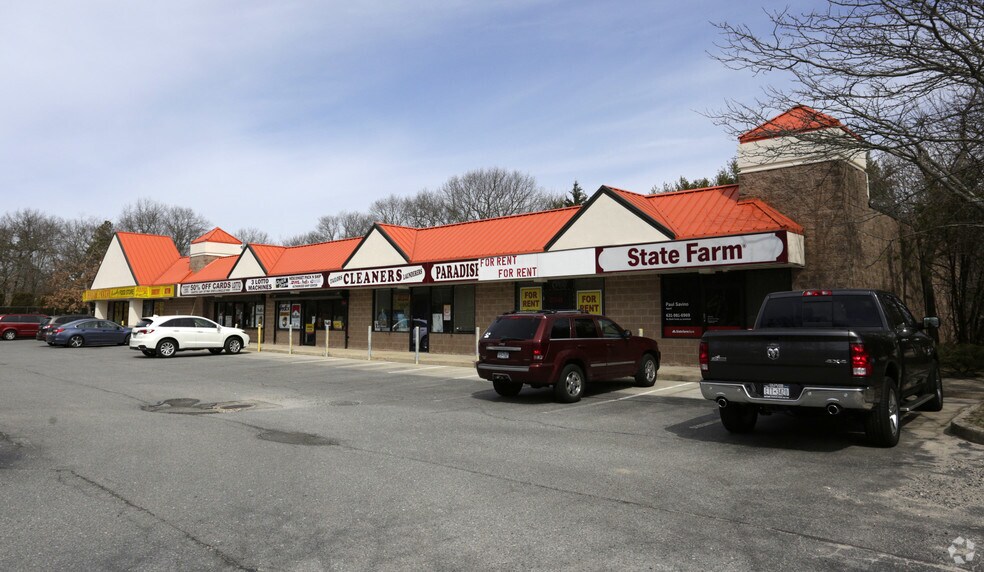 More Photos Of 279 Smithtown Blvd, Nesconset Freestanding For Lease