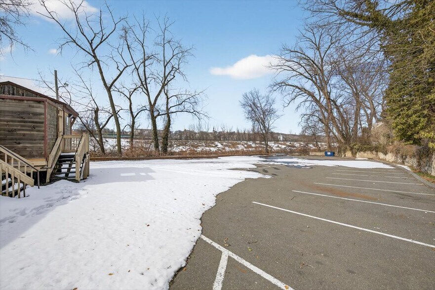 More Photos Of 5 Main St, Derby Restaurant For Sale