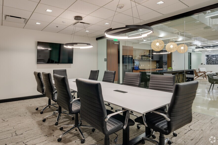 More Photos Of 301 N Lake Ave, Pasadena Coworking Space