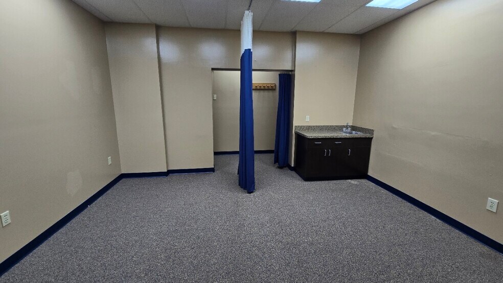 More Photos Of 100 W National Rd, Englewood Medical For Sale