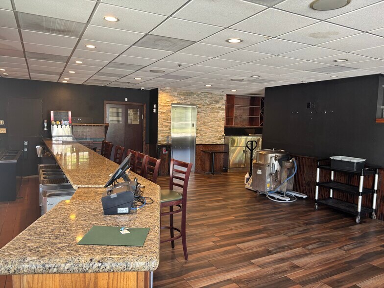 More Photos Of 3496 N Ocean Blvd, Fort Lauderdale Storefront Retail Office For Sale