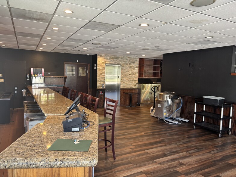 More Photos Of 3496 N Ocean Blvd, Fort Lauderdale Storefront Retail Office For Sale