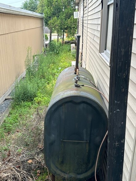 More Photos Of 705 Main St, Hyannis General Retail For Sale