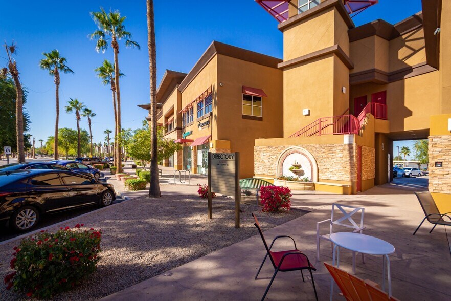 More Photos Of 1040 S Gilbert Rd, Gilbert Storefront Retail Office For Lease