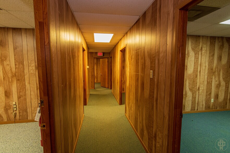 More Photos Of 200 Bowie St, George West Office For Sale